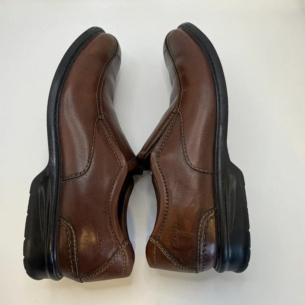 Clarks Mens Brown Leather Slip On Loafers/Casual/Career/Shoes/26068035